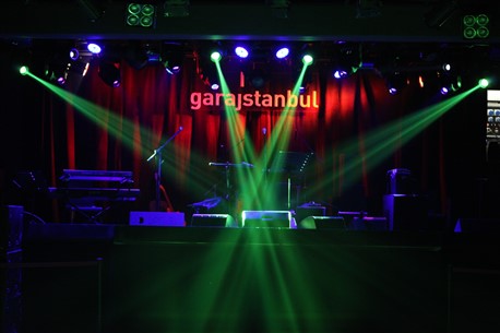 GARAJ İSTANBUL - 18