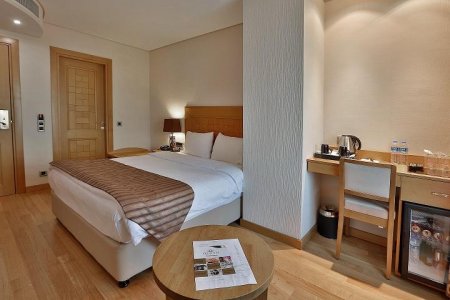 QUEEN OTEL - 11